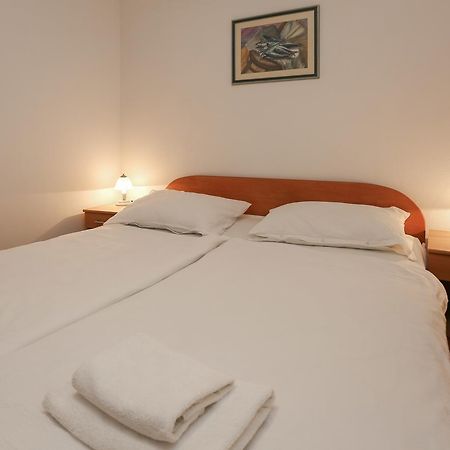 Apartments Laguna 2 Бол Екстериор снимка