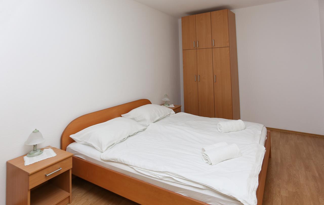 Apartments Laguna 2 Бол Екстериор снимка