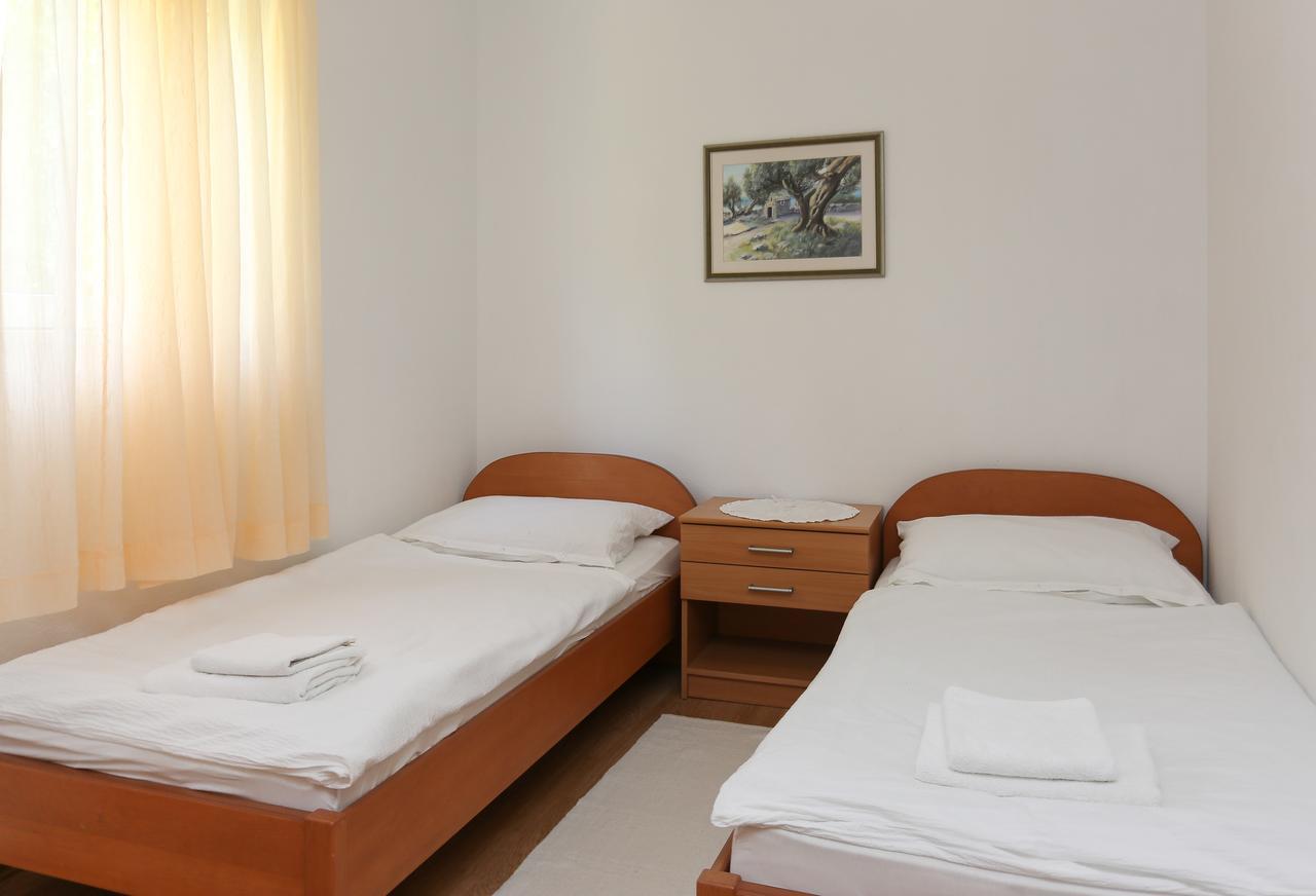 Apartments Laguna 2 Бол Екстериор снимка